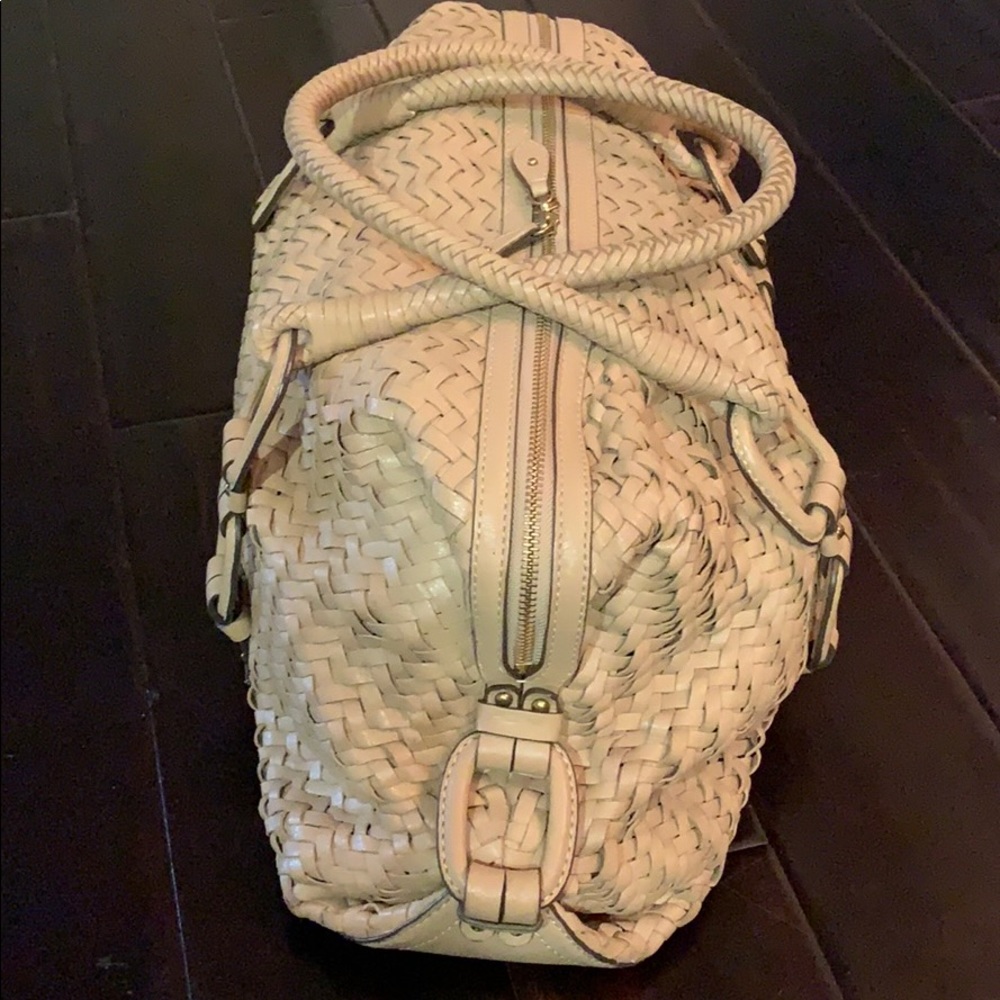 Handbag - Picture 2 of 5